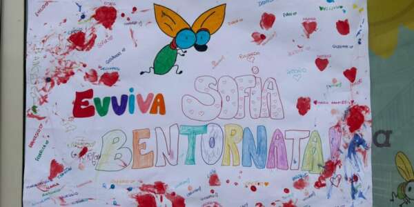 Bimba ritrovata, da Castrolibero i bambini del ‘Moscerino’ mandano un messaggio colorato: “Evviva, bentornata Sofia!”