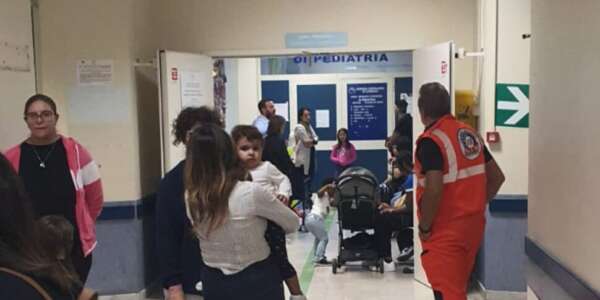 Ospedale Annunziata di Cosenza, la Pediatria scoppia